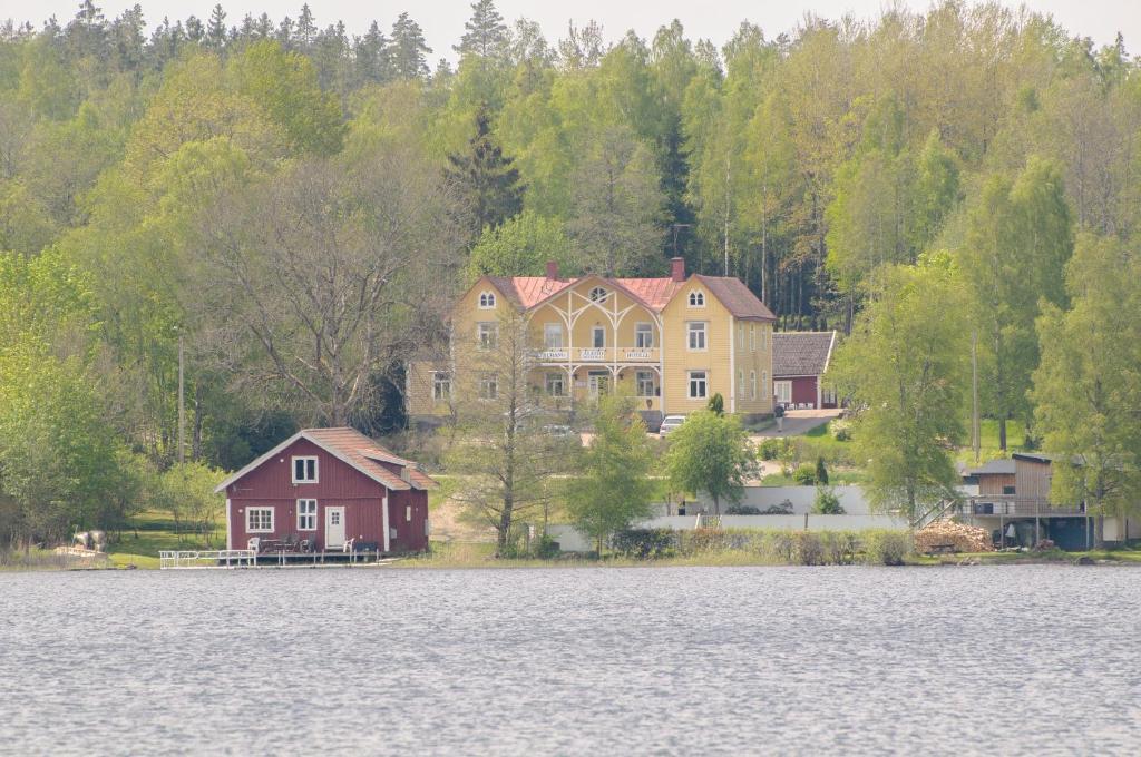 Alebo Pensionat Hotel Unnaryd Exterior photo